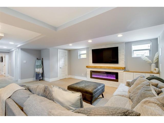 1471 Meade St, Denver, CO 80204