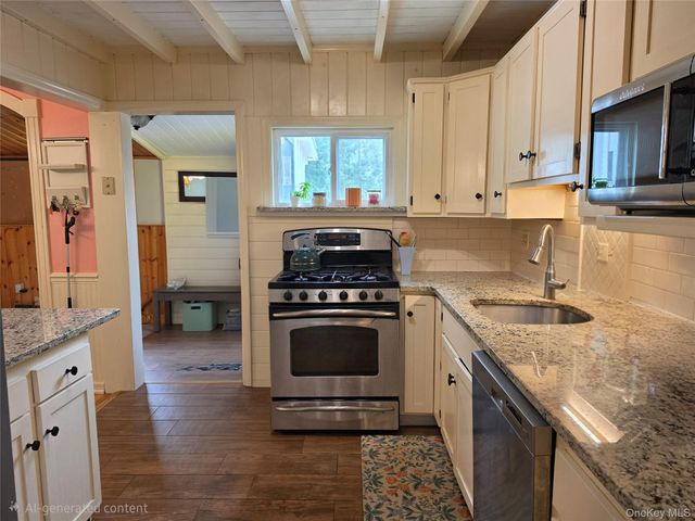 398 Convent Road, Blauvelt, NY 10913