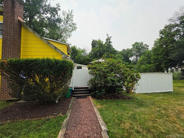 398 Convent Road, Blauvelt, NY 10913