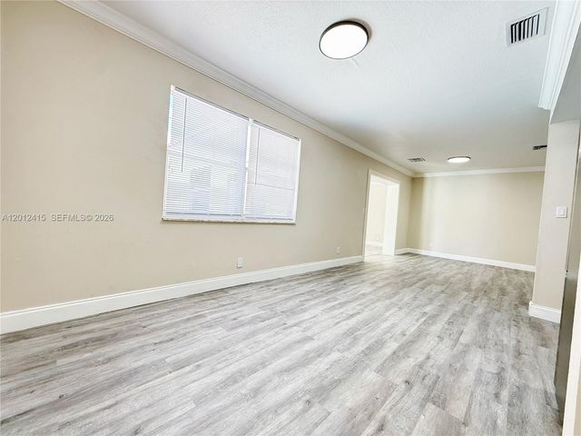 400 SW 14th St, Deerfield Beach, FL 33441