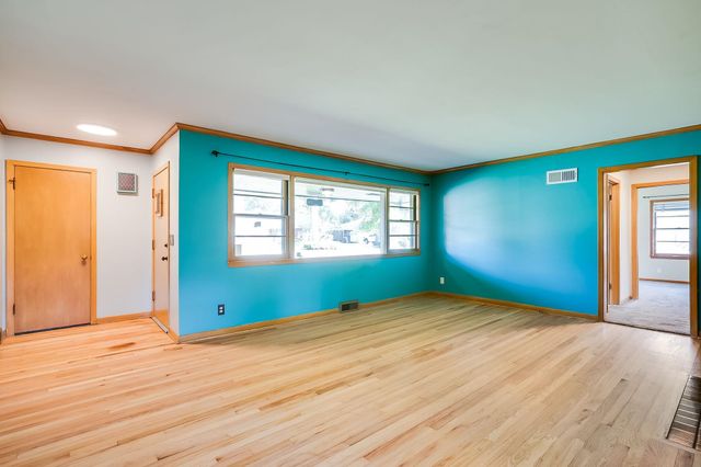 2045 N Payne Ave, Wichita, KS 67203