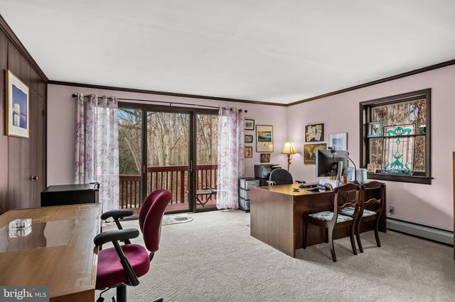 225 TUCKERTON RD, Medford, NJ 08055