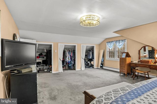 225 TUCKERTON RD, Medford, NJ 08055