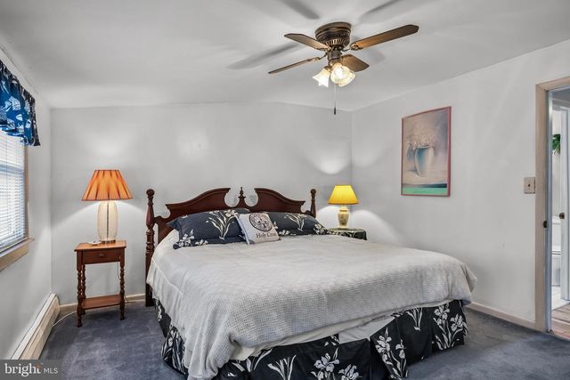 225 TUCKERTON RD, Medford, NJ 08055