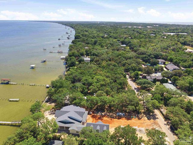 4580 Hickory Shores Blvd, Gulf Breeze, FL 32563