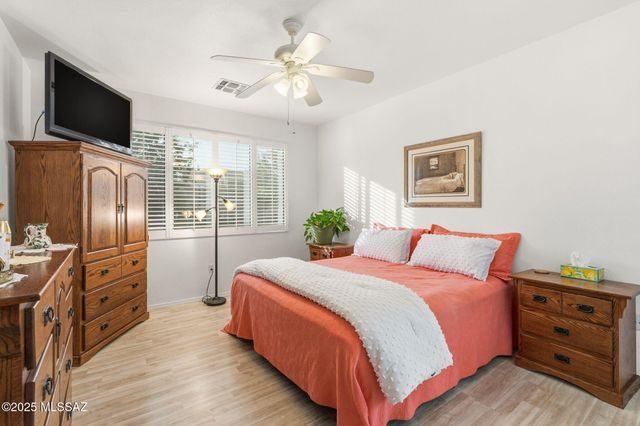 257 N Cobalt Drive, Green Valley, AZ 85614