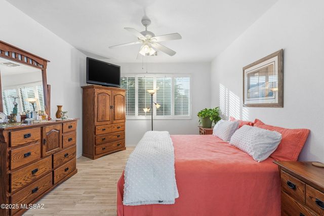 257 N Cobalt Drive, Green Valley, AZ 85614