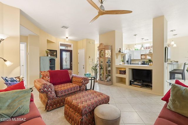 257 N Cobalt Drive, Green Valley, AZ 85614