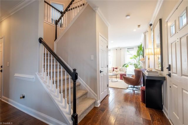 5915 Hollow Wood Court, Winston-salem, NC 27104