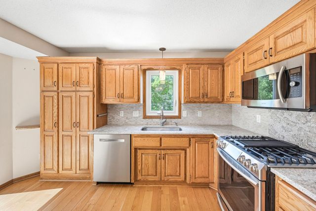 3854 123rd Avenue NW, Coon Rapids, MN 55433