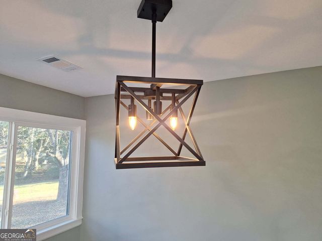 184 Lee Road 374, Valley, AL 36854