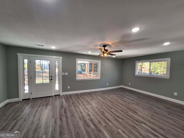 184 Lee Road 374, Valley, AL 36854