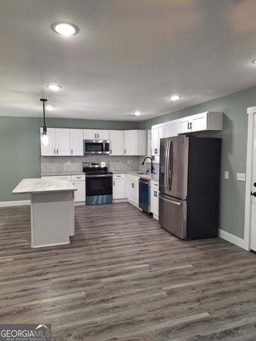 184 Lee Road 374, Valley, AL 36854