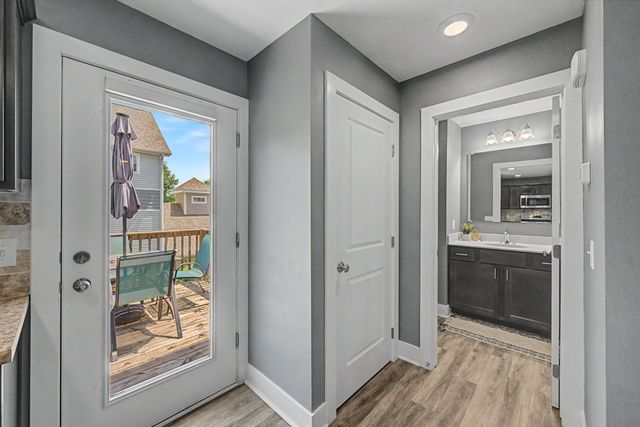 4305 153rd Place, Urbandale, IA 50323