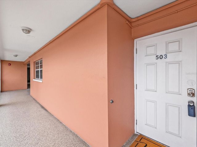 6800 20TH AVENUE N 503, St Petersburg, FL 33710