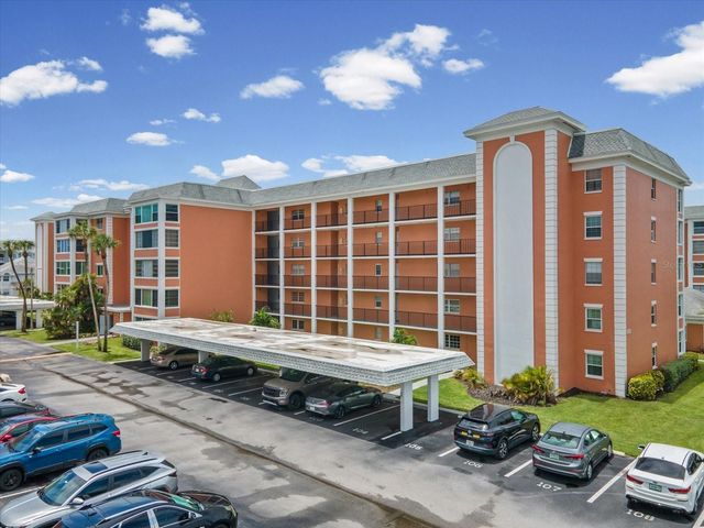 6800 20TH AVENUE N 503, St Petersburg, FL 33710