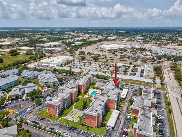 6800 20TH AVENUE N 503, St Petersburg, FL 33710