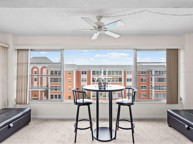 6800 20TH AVENUE N 503, St Petersburg, FL 33710