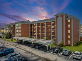 6800 20TH AVENUE N 503, St Petersburg, FL 33710