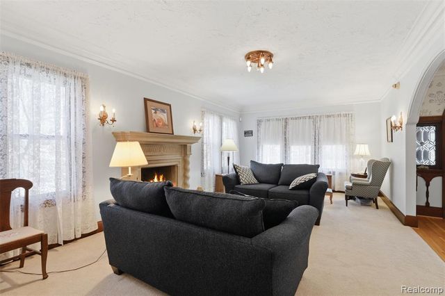 1141 N York Street, Dearborn, MI 48128