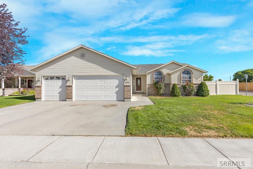 600 Redman Street, Chubbuck, ID 83202