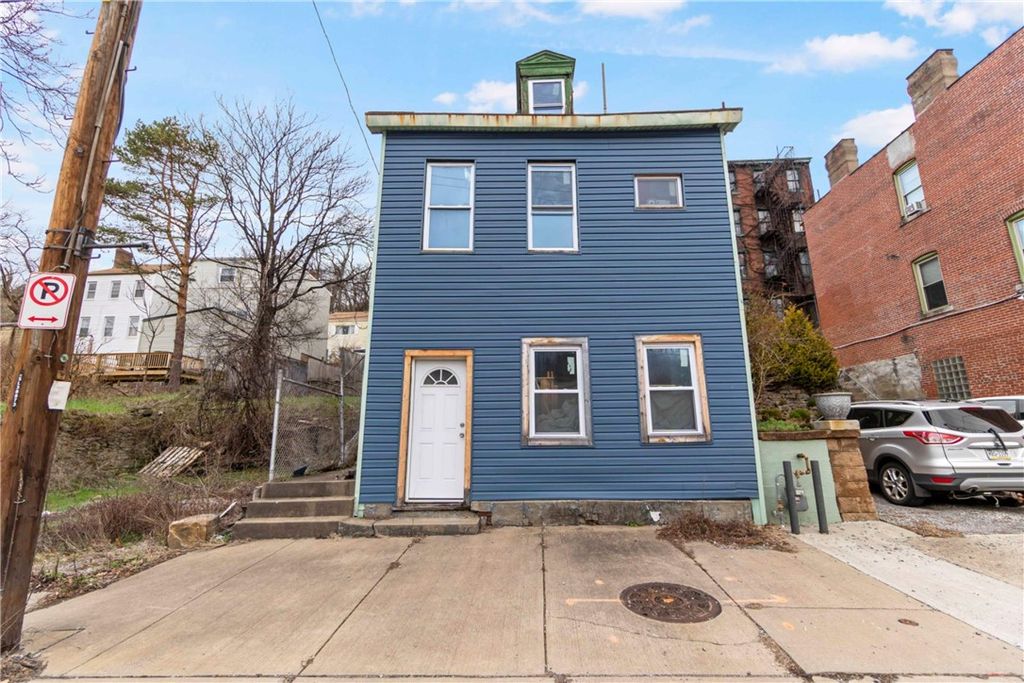 1240 Spring Garden Ave, Spring Garden, PA 15212