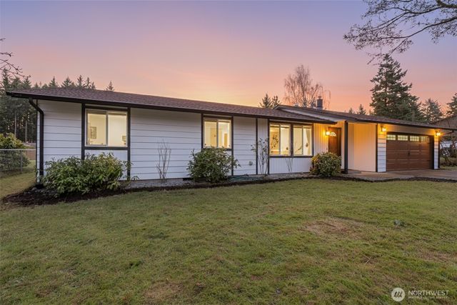 8608 9th Way SE, Lacey, WA 98503