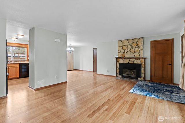 8608 9th Way SE, Lacey, WA 98503