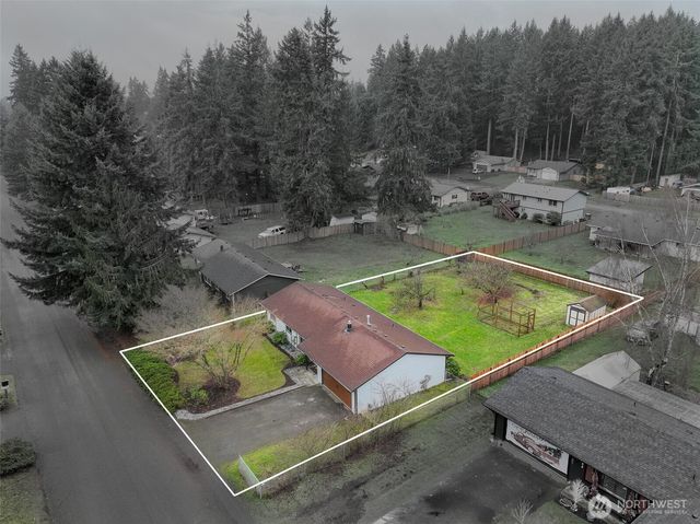8608 9th Way SE, Lacey, WA 98503