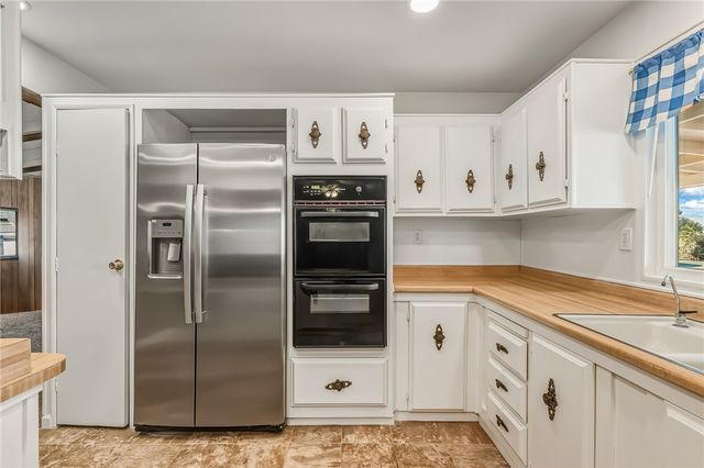 1630 Talc Plaza, Bullhead City, AZ 86442