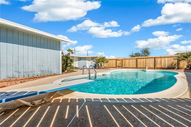 1630 Talc Plaza, Bullhead City, AZ 86442