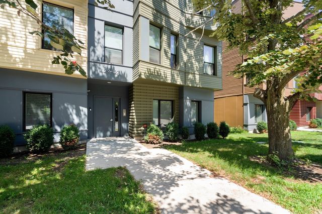 127 Hyde Park A, Boston, MA 02130
