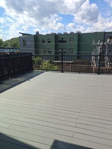 127 Hyde Park A, Boston, MA 02130