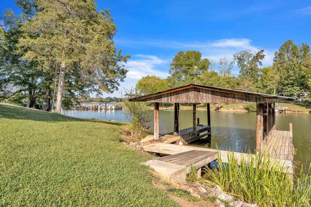 750 Lakewood Drive, Decatur, TN 37322