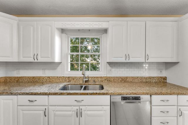 750 Lakewood Drive, Decatur, TN 37322