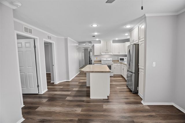 461 Bluebonnet, Livingston, TX 77351