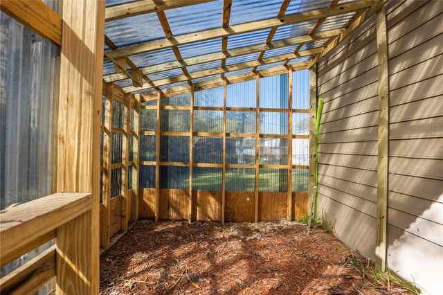 461 Bluebonnet, Livingston, TX 77351