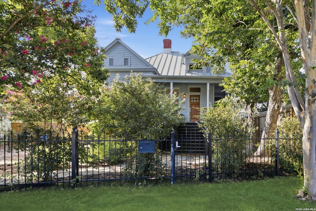 123 Fir Street, San Antonio, TX 78210