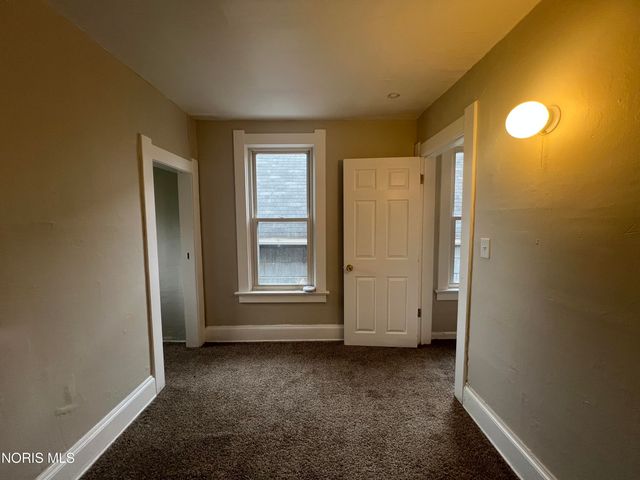 1407 Foster Avenue, Toledo, OH 43606