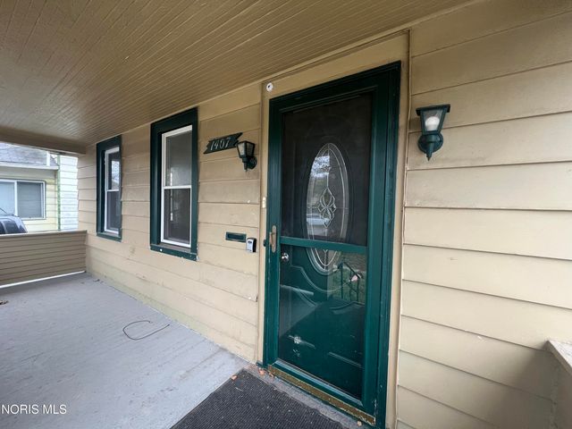 1407 Foster Avenue, Toledo, OH 43606