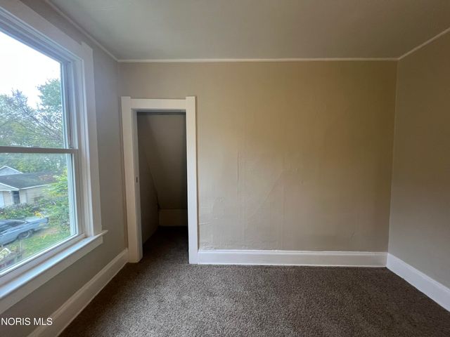 1407 Foster Avenue, Toledo, OH 43606