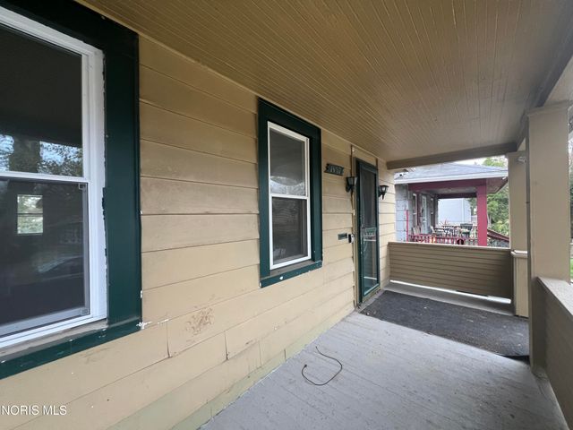 1407 Foster Avenue, Toledo, OH 43606
