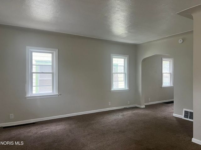 1407 Foster Avenue, Toledo, OH 43606