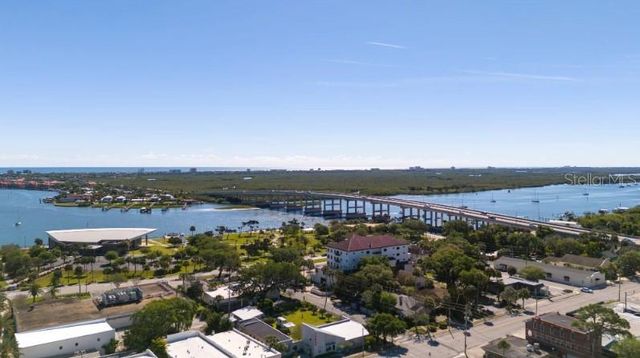 1927 TRAVELERS PALM DRIVE, Edgewater, FL 32141