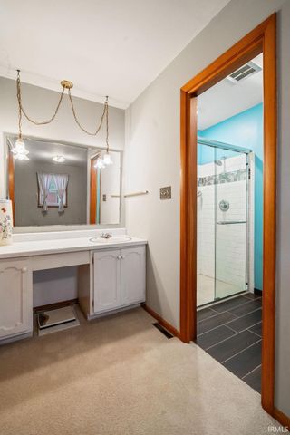 4928 E BARNETT Avenue, Sharpsville, IN 46068