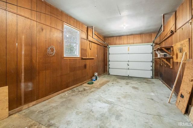 4928 E BARNETT Avenue, Sharpsville, IN 46068