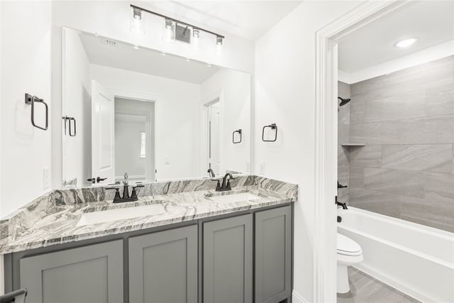 415 Birkdale Lane, Red Oak, TX 75154