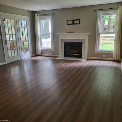 1302 Chickasha Drive, Pfafftown, NC 27040
