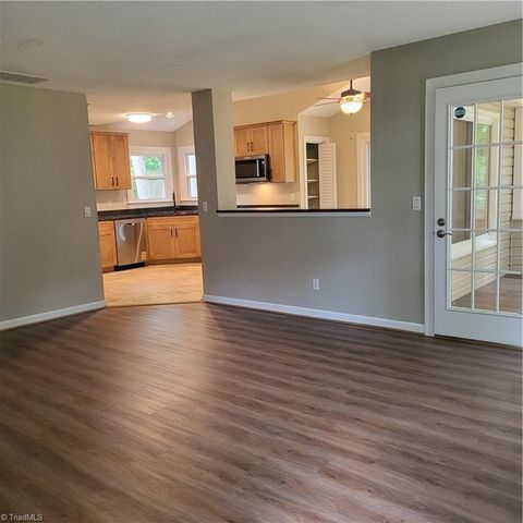 1302 Chickasha Drive, Pfafftown, NC 27040