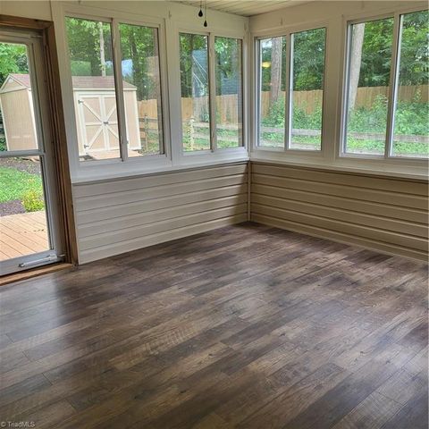 1302 Chickasha Drive, Pfafftown, NC 27040